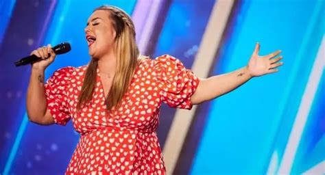 amy lou|Amy Lou Smith BGT Wiki, Age, Baby, Husband,。